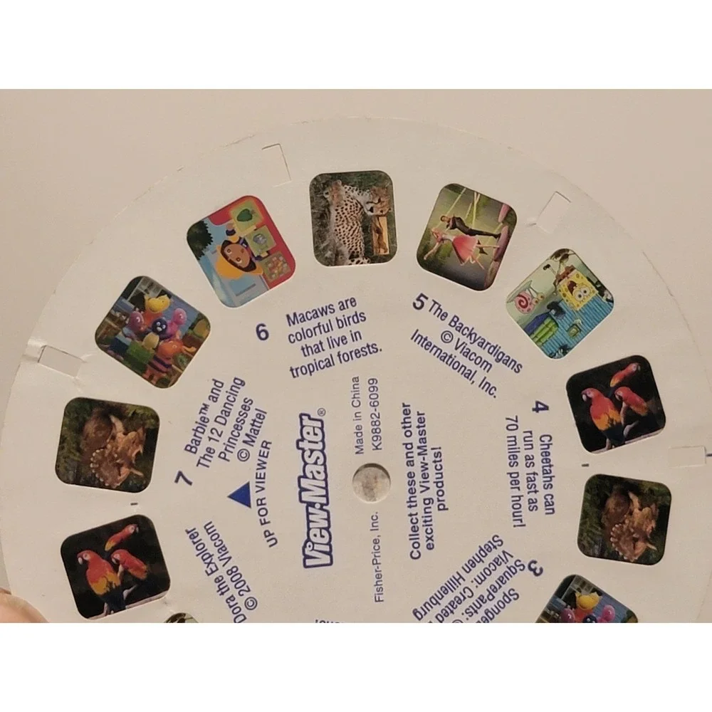 Vintage Classic Red 3D View-Master w/ Marine Life And 2008‎ Mixed Reel